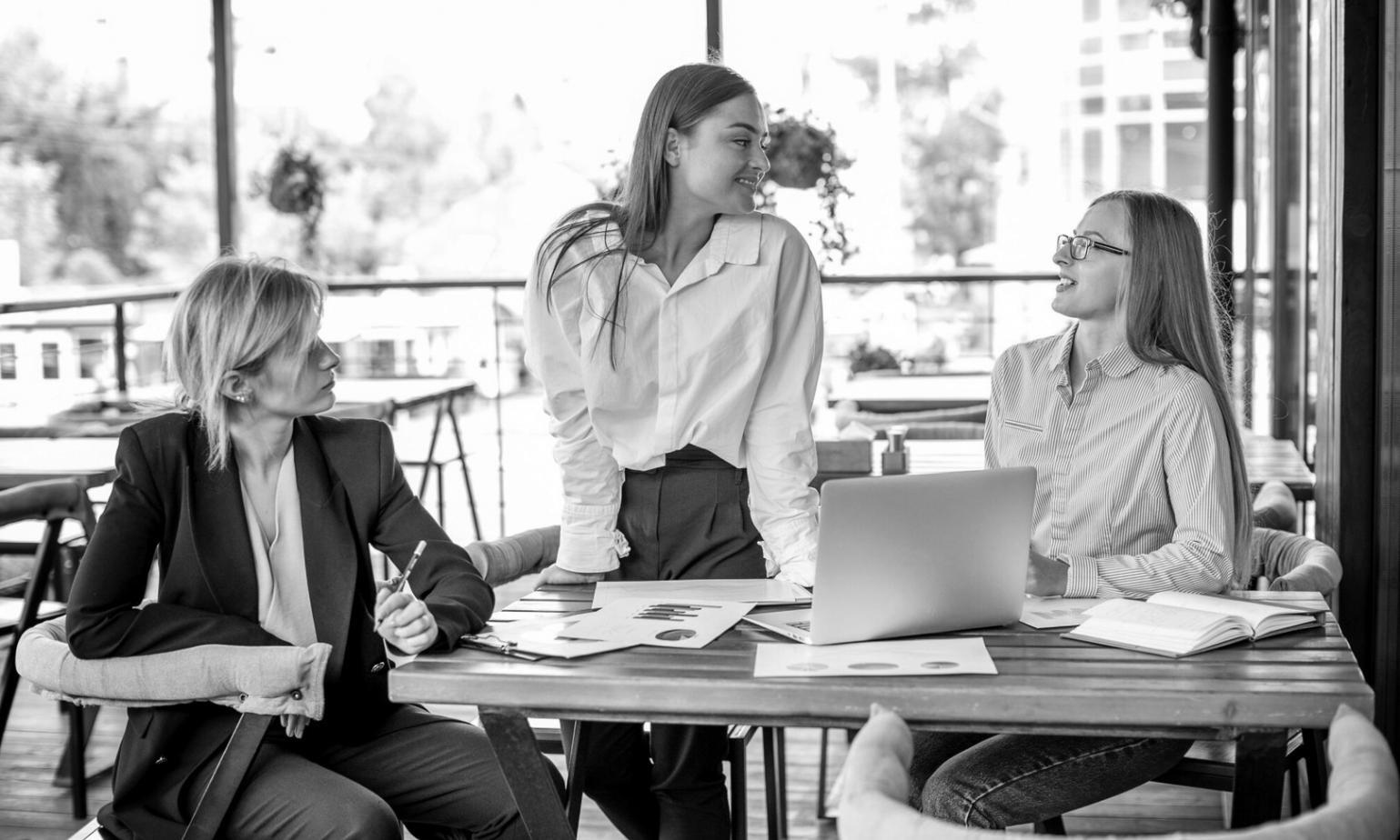 Интерактивная работа с командами на тренинге по лидерству